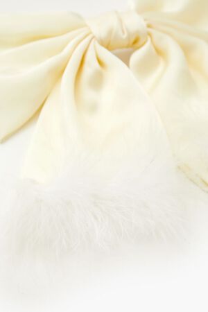 CREAM Faux Feather Bow Hair Barrette, image 3