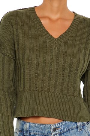 OLIVINE  Chunky Knit Cropped Sweater, image 3